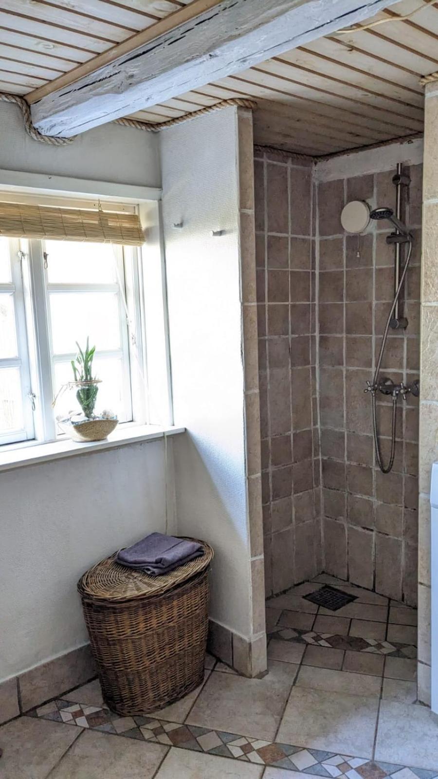 Gemuetliches Reetdachhaus Mit Kaminofen Hostel Ribe Εξωτερικό φωτογραφία